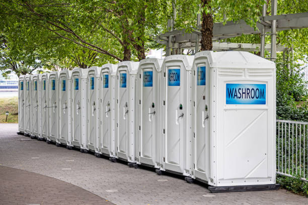 Portable restroom solutions in Coral Terrace, FL
